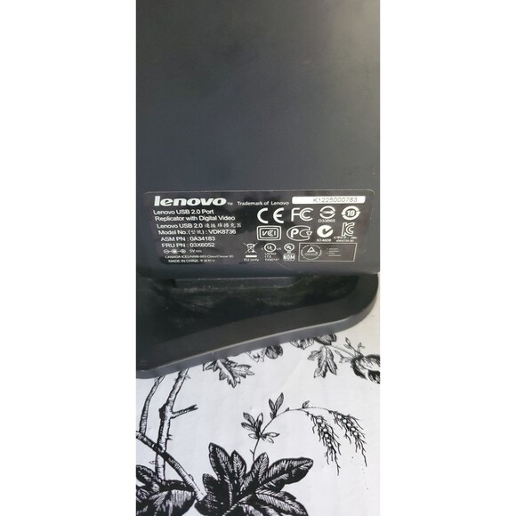 Lenovo USB 2.0 Port Replicator With Digital Video 0A33947 - Picture 5 of 11